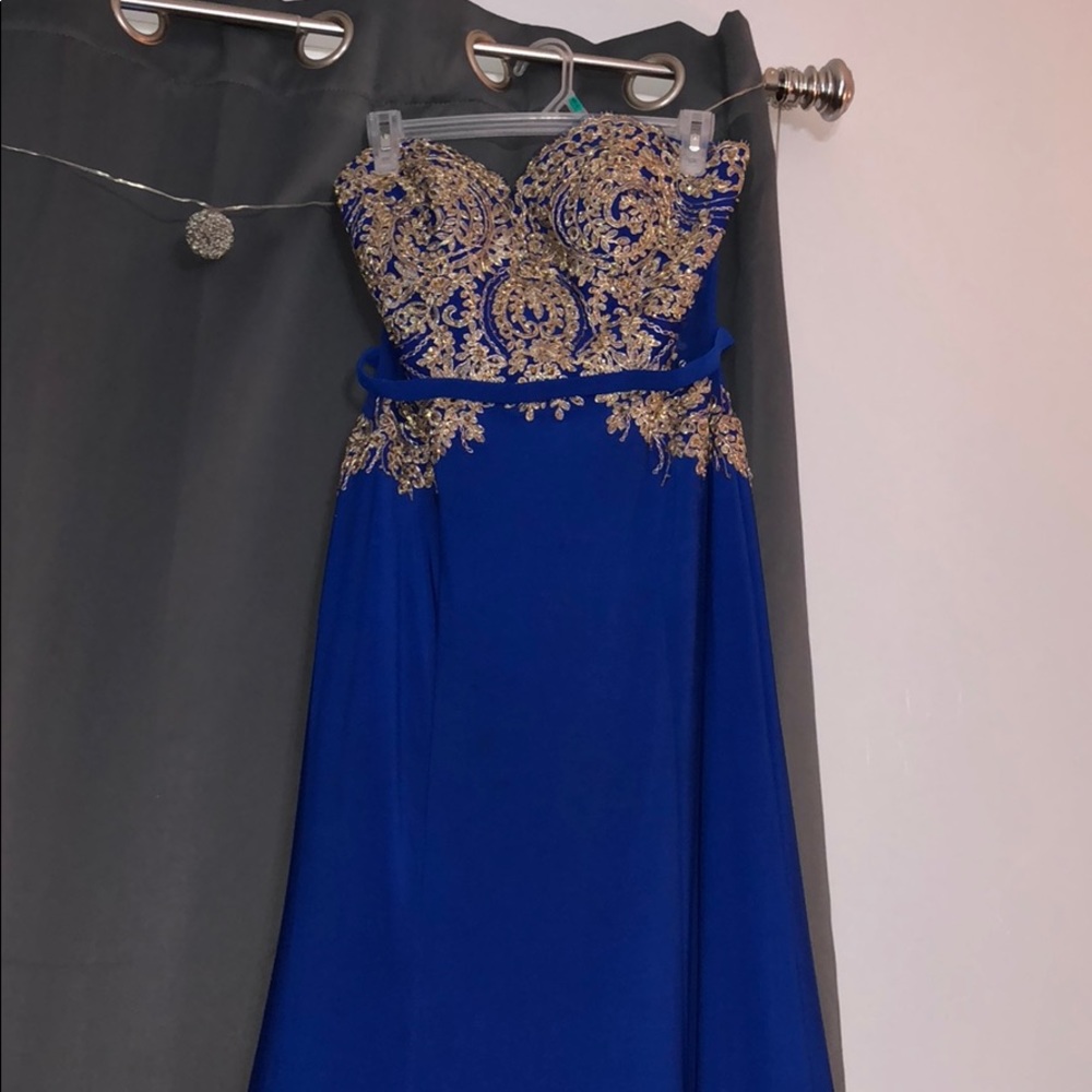 Prom dress